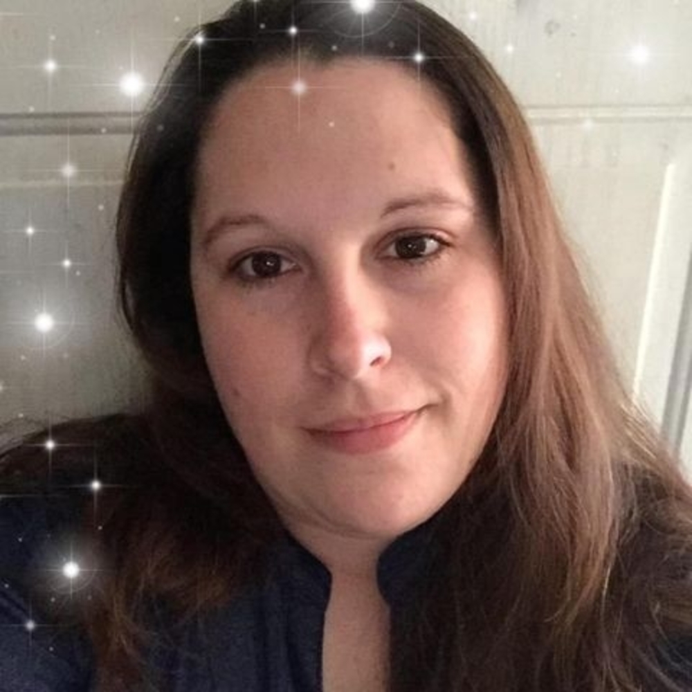 Meet your Posher, Carrie